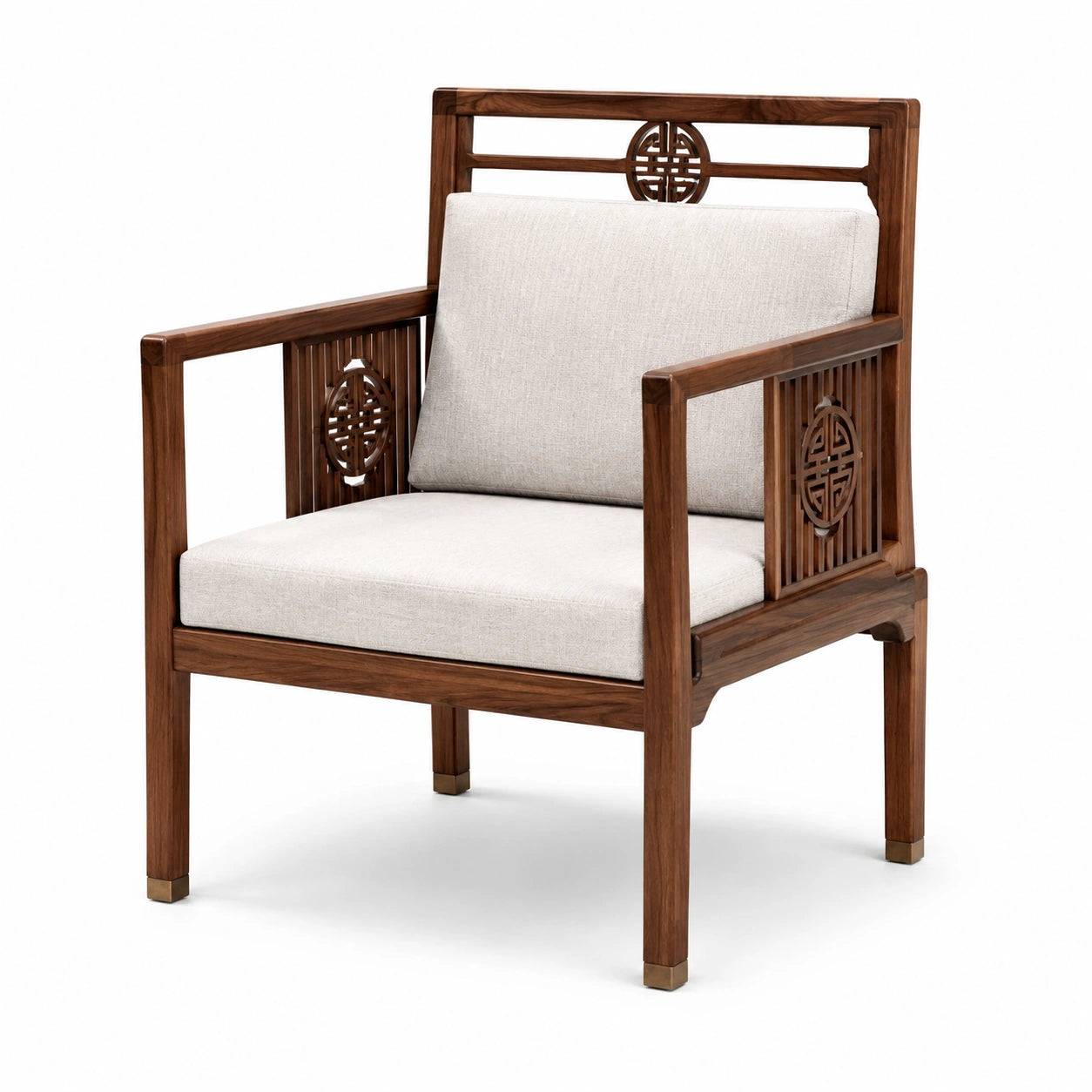 Fauteuil en bois brun avec coussins en tissu beige et motifs ajourés, 72 × 78 × 98 cm